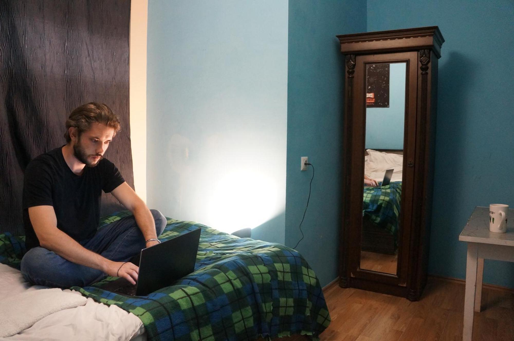 Harmony Backpackers Hostel باتومي المظهر الخارجي الصورة