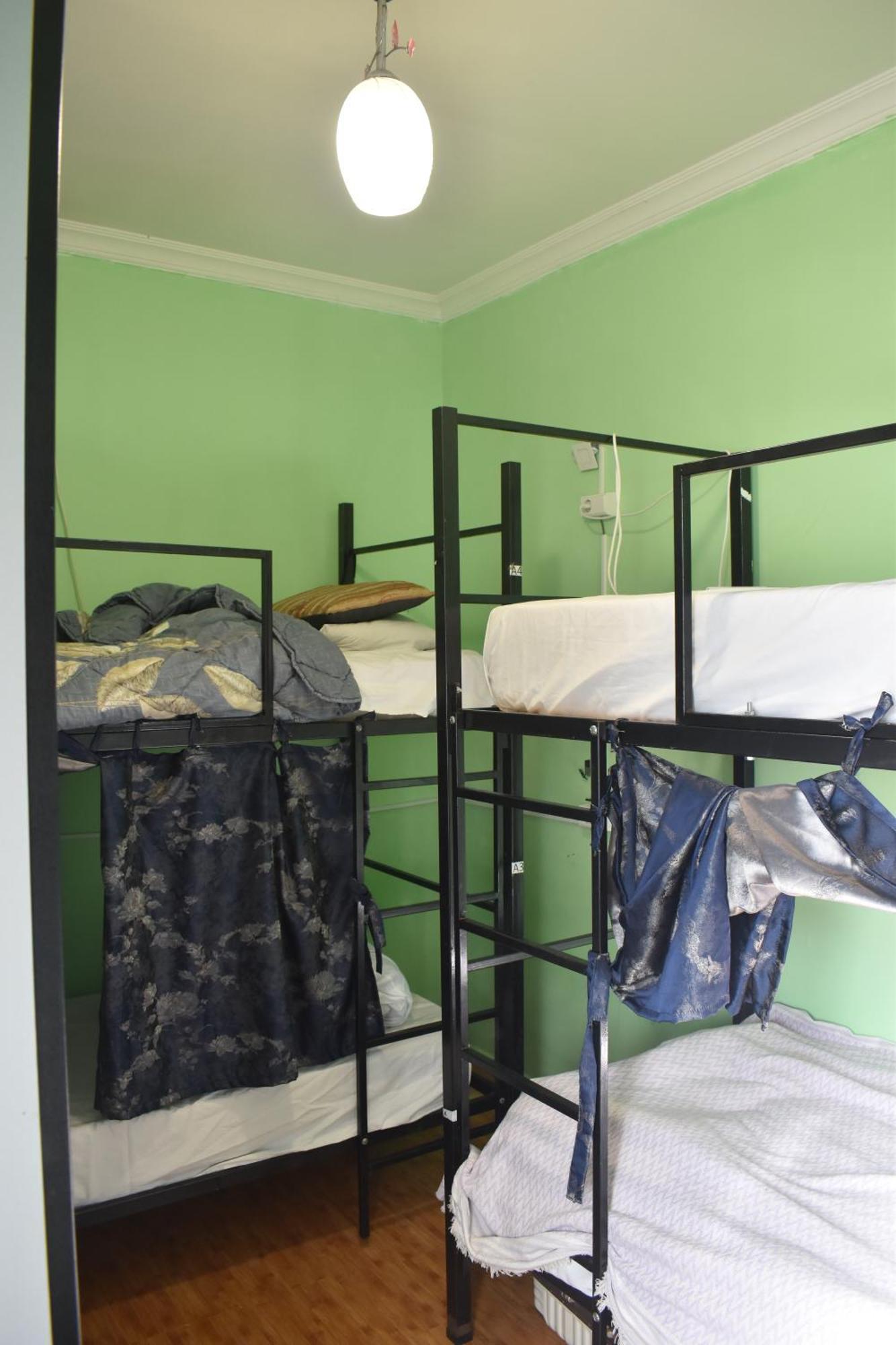 Harmony Backpackers Hostel باتومي المظهر الخارجي الصورة